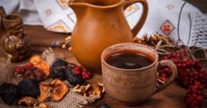 Узвар: користь ароматного напою з сухофруктів