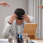 Підписав заяву, але не хотів іти: коли суд визнає тиск