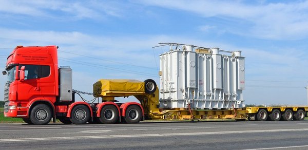 Негабаритний вантаж це: норми ПДР і спецдозвіл